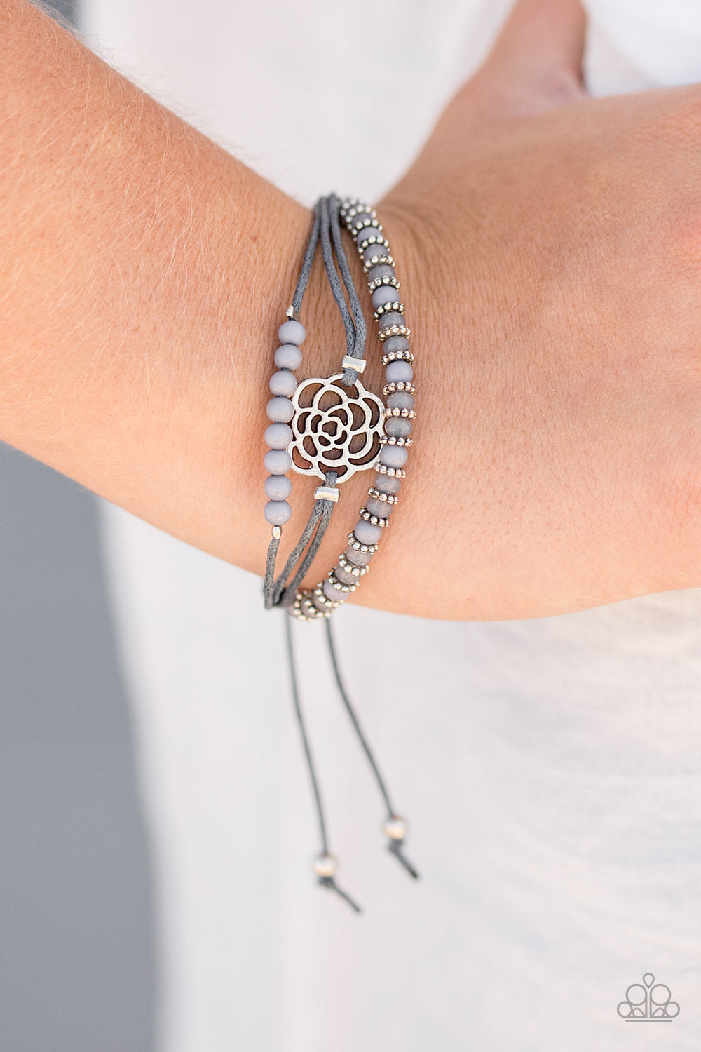 Paparazzi ♥ GROW All Out - Silver ♥ Bracelet