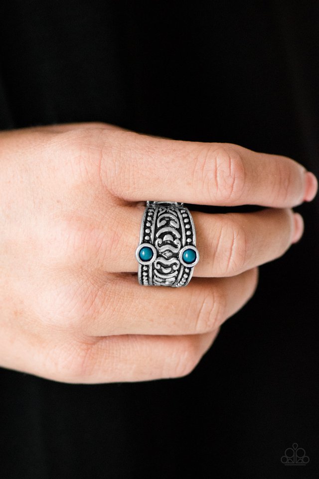 Paparazzi ♥ Lost In The Amazon - Blue ♥ Ring
