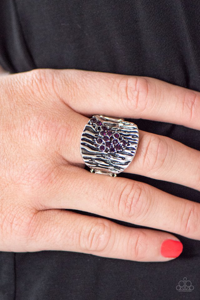 Paparazzi ♥ Tiger Stripes - Purple ♥ Ring