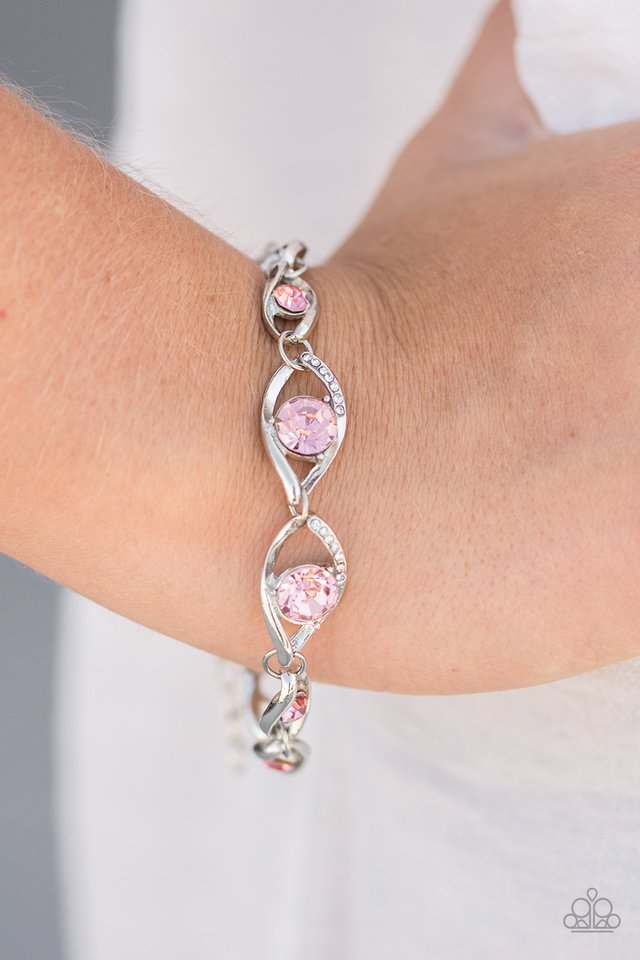 Paparazzi ♥ Rich is Rich - Pink ♥ Bracelet