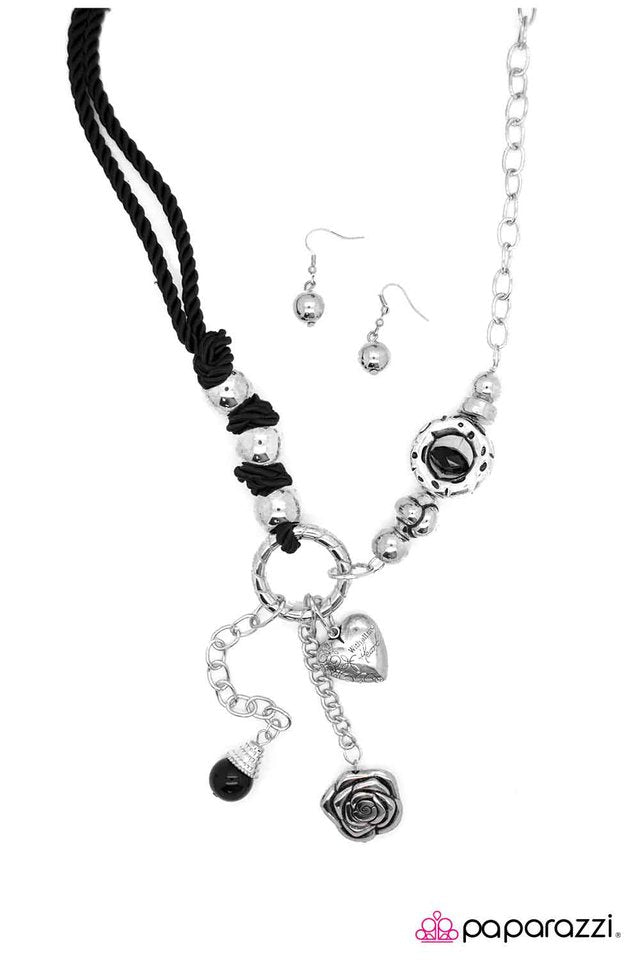 Paparazzi ♥ Collision Course ♥ Necklace