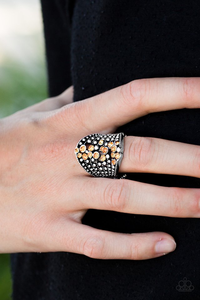 Paparazzi ♥ Spotlight Sparkle - Orange ♥ Ring
