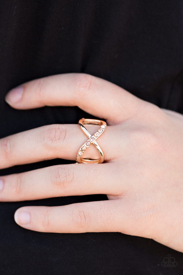 Paparazzi ♥ Forever and Ever - Gold ♥ Ring