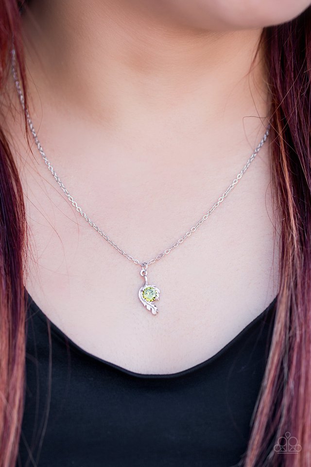 Paparazzi ♥ Firebird - Green ♥ Necklace