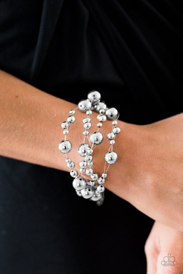 Paparazzi ♥ Feeling Fabulous - Silver ♥ Bracelet
