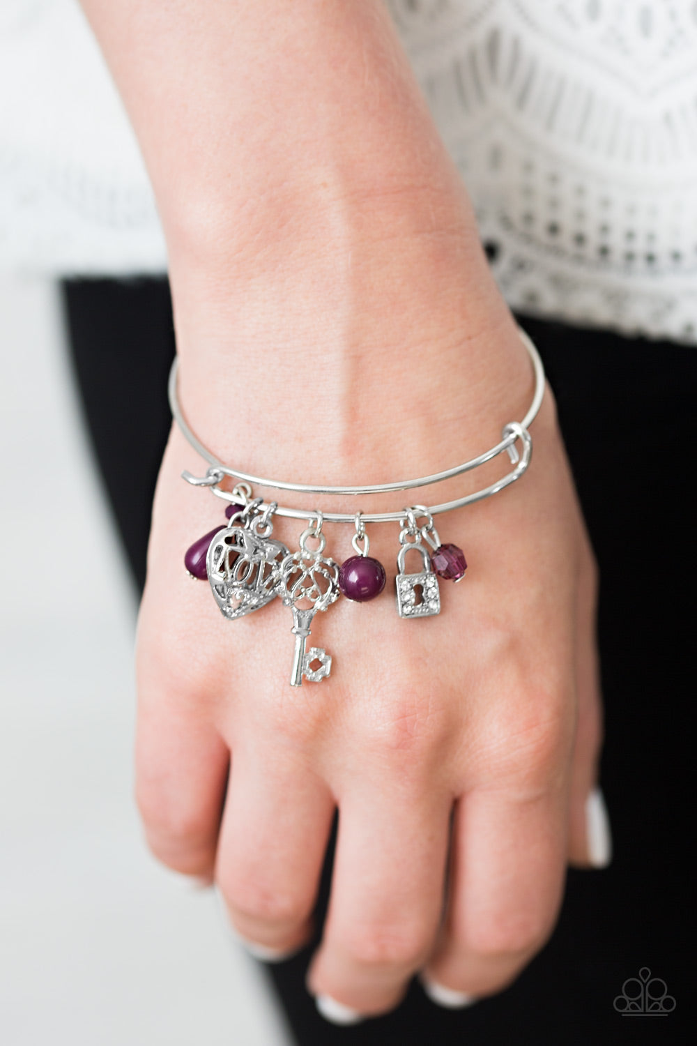 Paparazzi ♥ Locked On - Purple ♥ Bracelet