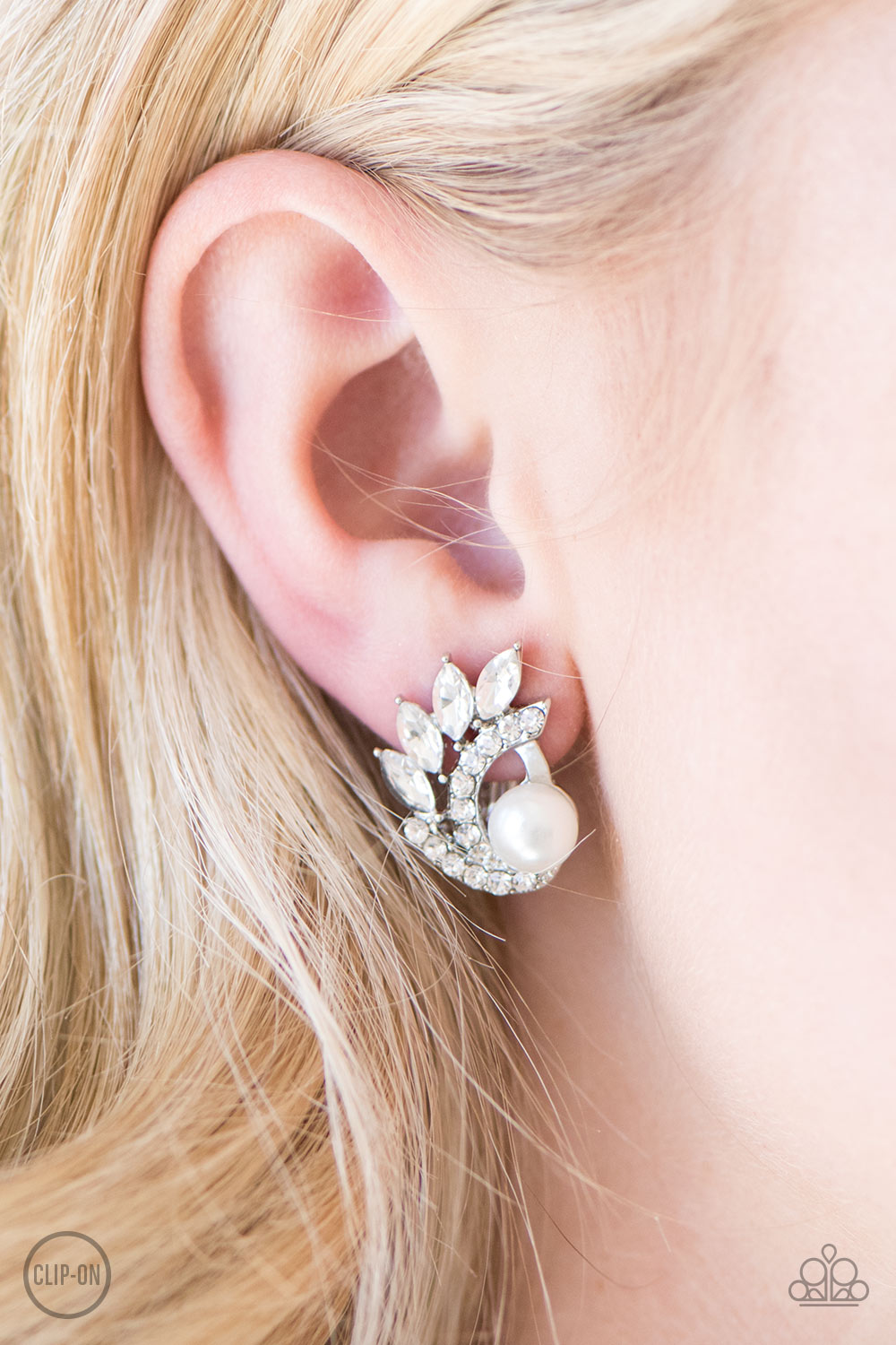 Paparazzi ♥ Radical Shine - White Clip-On ♥ Clip-On