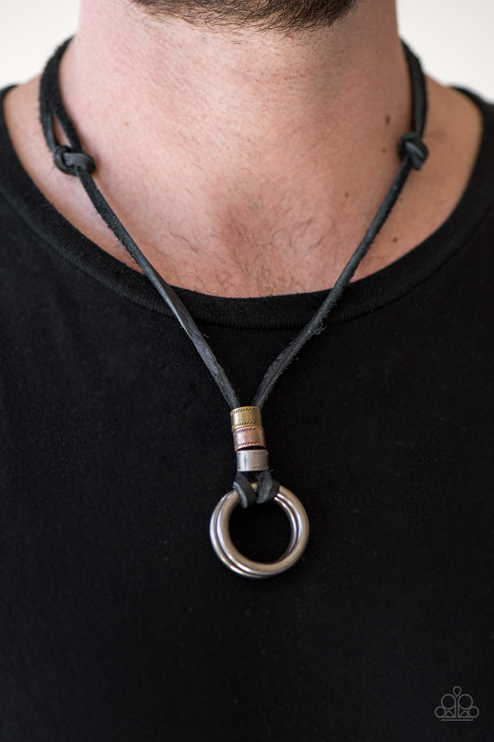 Paparazzi ♥ Three of a Kind - Black ♥ Necklace