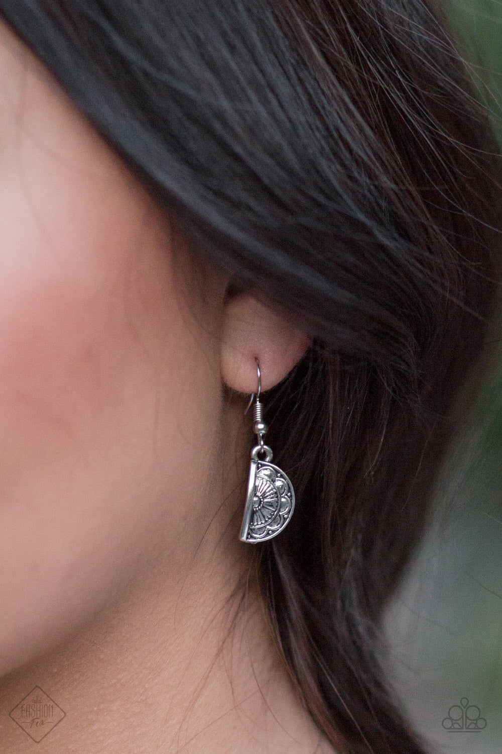 Paparazzi ♥ Harvest Harmony - Silver ♥ Necklace