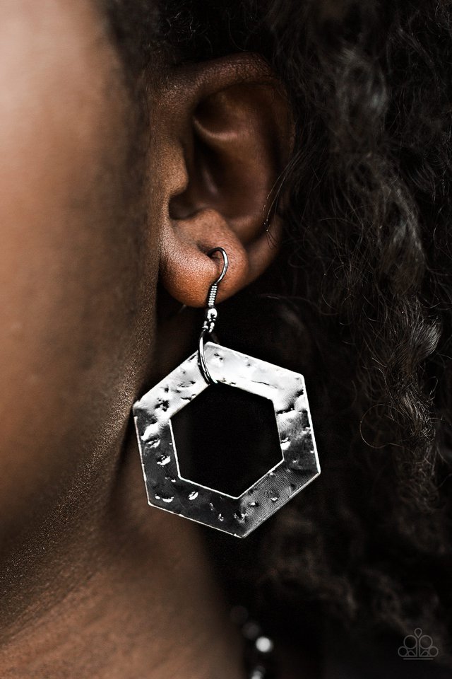 Paparazzi ♥ The HEX Factor - Black ♥ Necklace