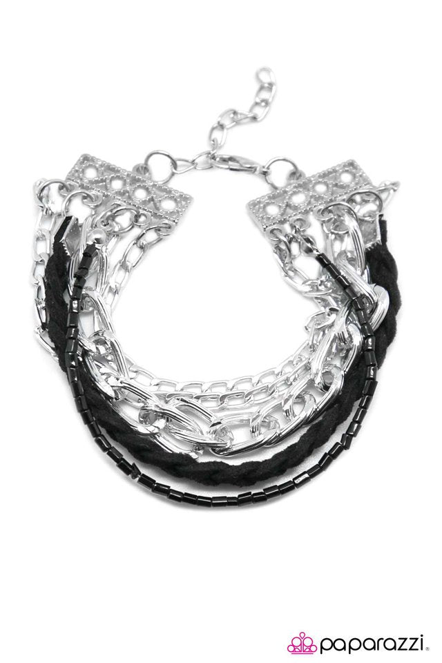 Paparazzi ♥ I Feel You - Black ♥ Bracelet