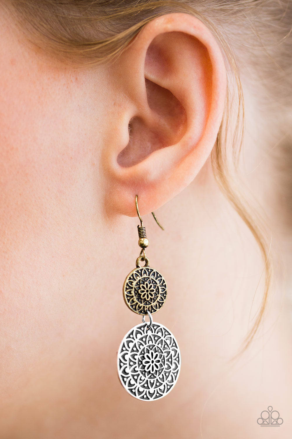 Paparazzi ♥ Wildflower Groves - Multi ♥ Earrings