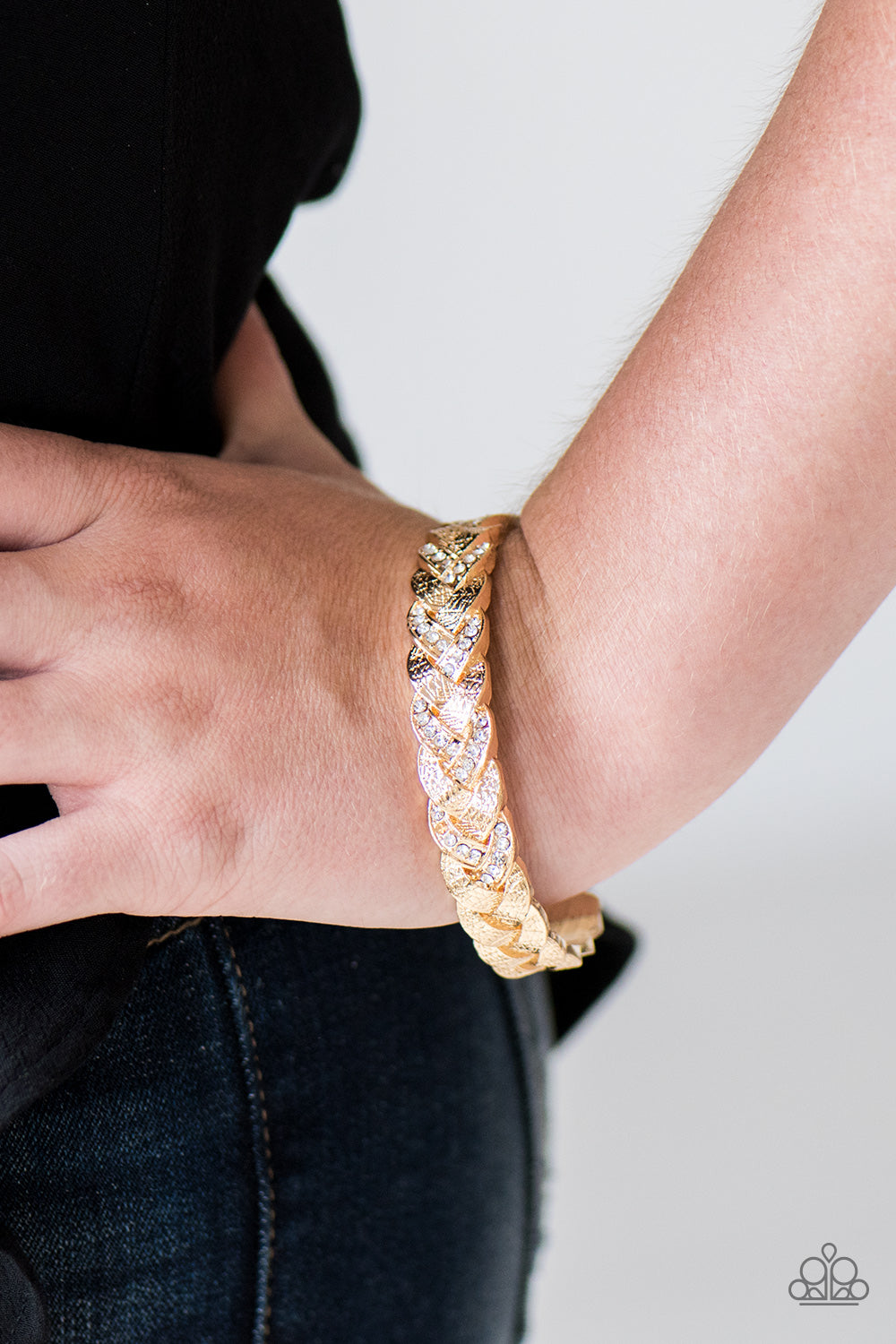 Paparazzi ♥ Blinding Shimmer - Gold ♥ Bracelet