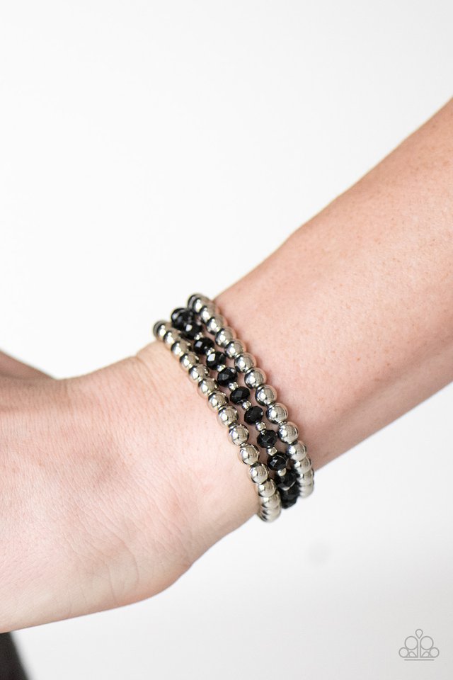 Paparazzi ♥ City Sleek - Black ♥ Bracelet