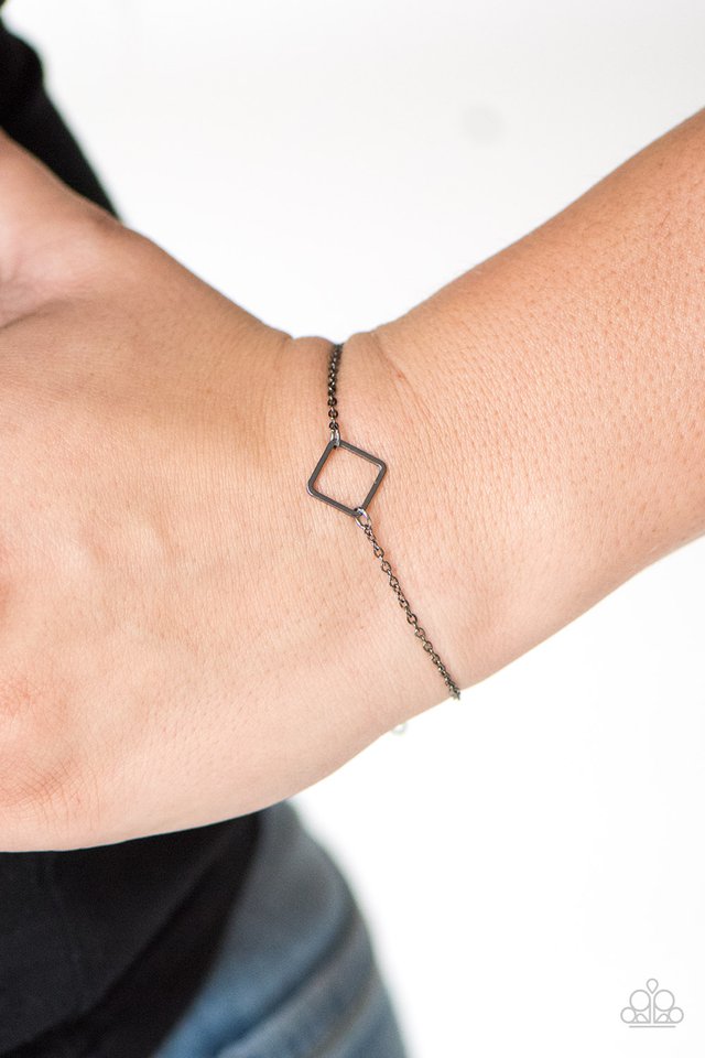 Paparazzi ♥ The SQUARE Minimum - Black ♥ Bracelet