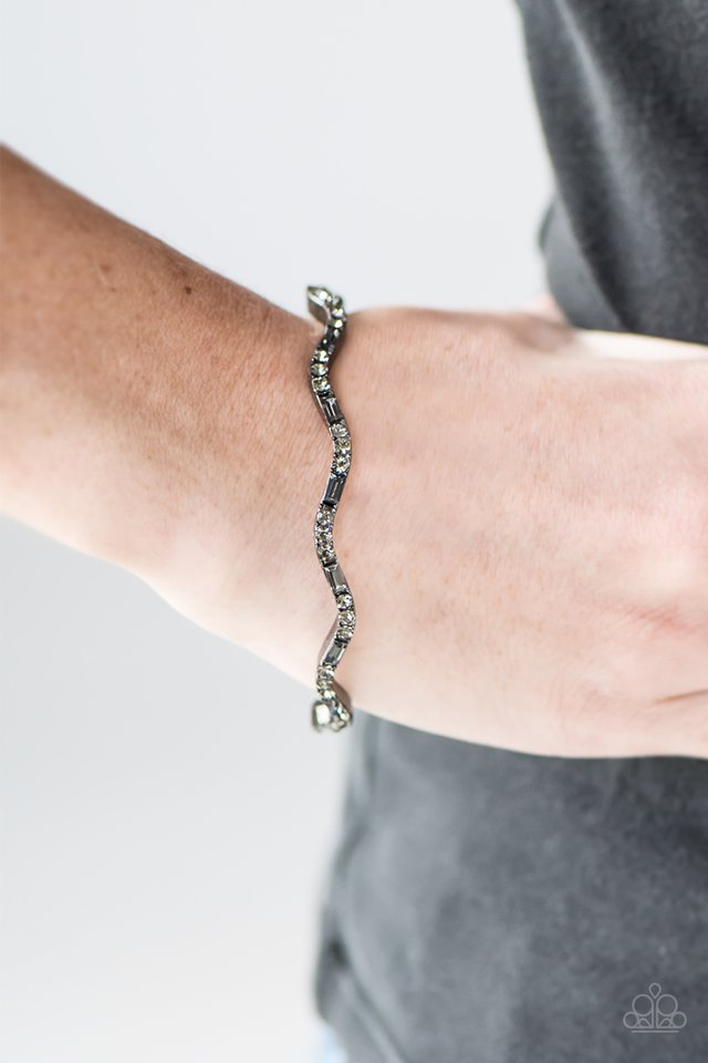 Paparazzi ♥ Urban Shimmer - Black ♥ Bracelet
