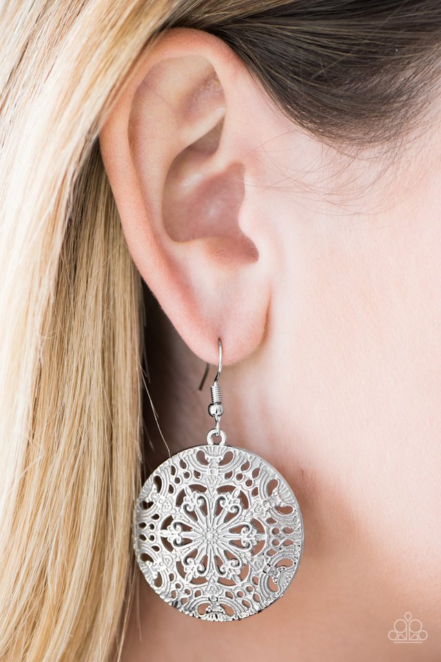 Paparazzi ♥ Tranquil Travels - Silver ♥ Earrings