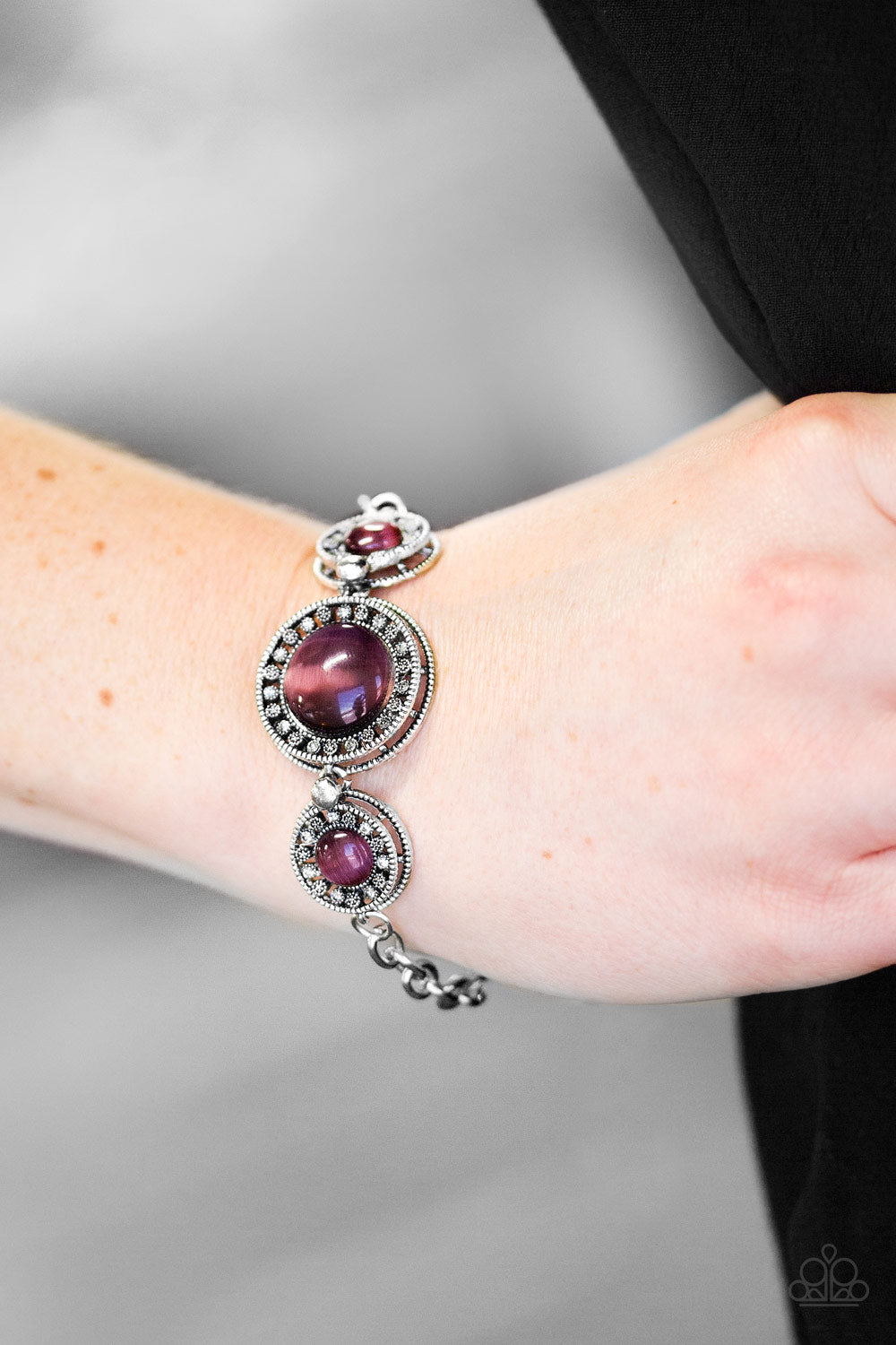 Paparazzi ♥ WHEEL Call - Purple ♥ Bracelet