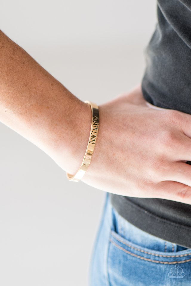 Paparazzi ♥ Dont Give Up - Gold ♥ Bracelet