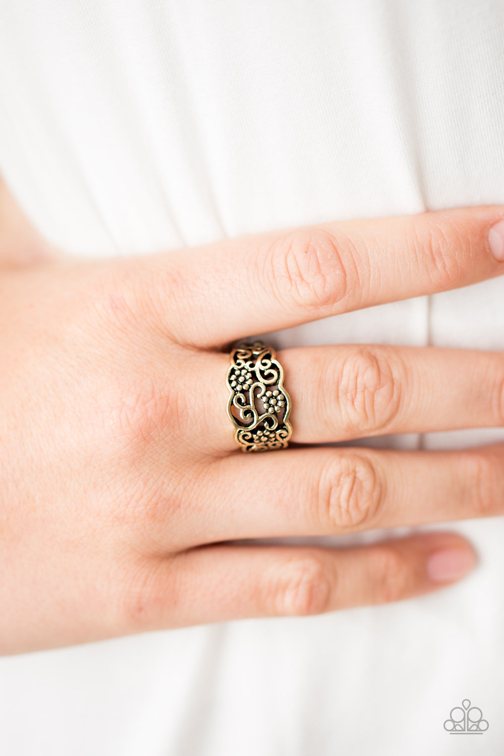 Paparazzi ♥ Wild About Wildflowers - Brass ♥ Ring