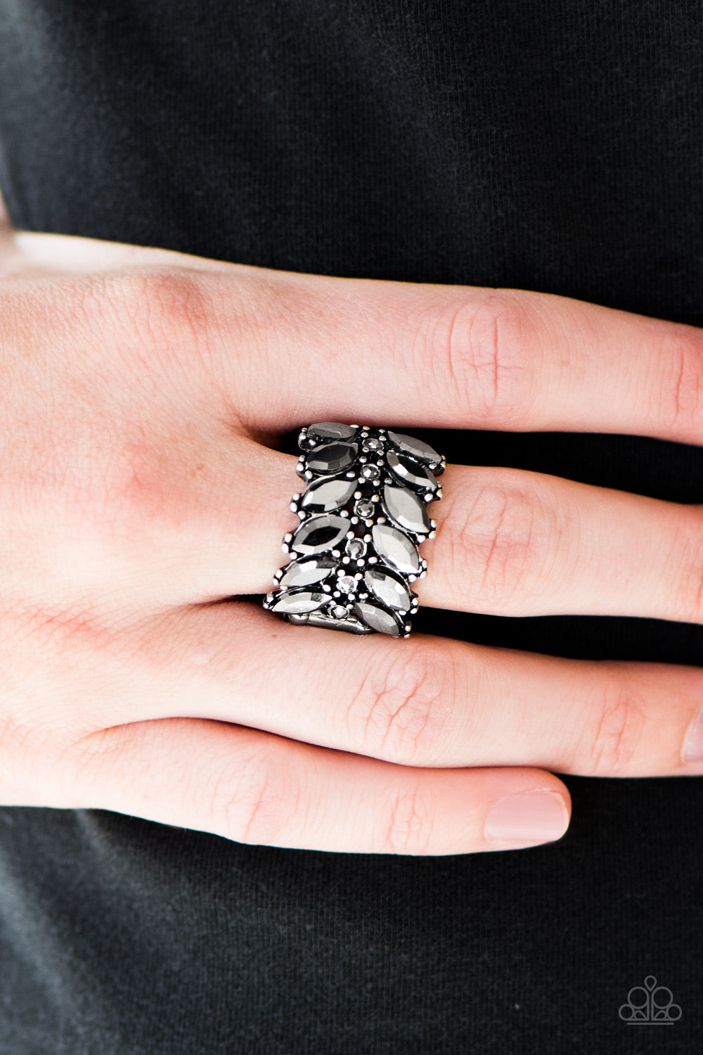 Paparazzi ♥ CACHE Money - Silver ♥ Ring