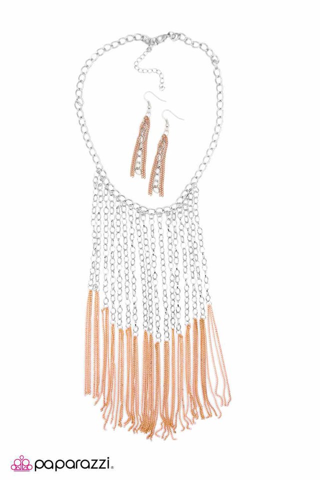 Paparazzi ♥ On the Fringe - Silver ♥ Necklace