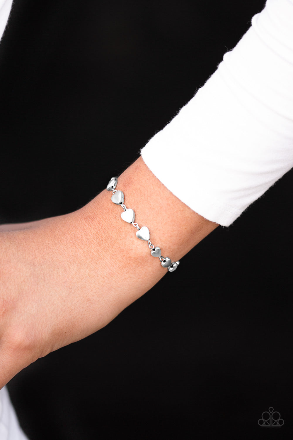 Paparazzi ♥ Turn Up The HEARTBEAT - Silver ♥ Bracelet