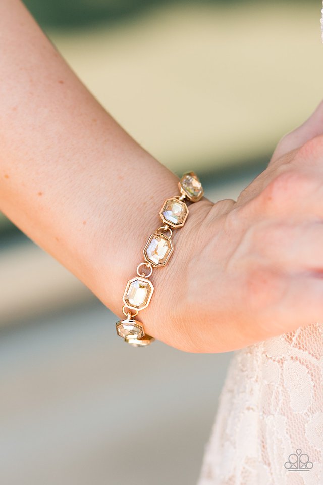 Paparazzi ♥ Deluxe Sparkle - Gold ♥ Bracelet