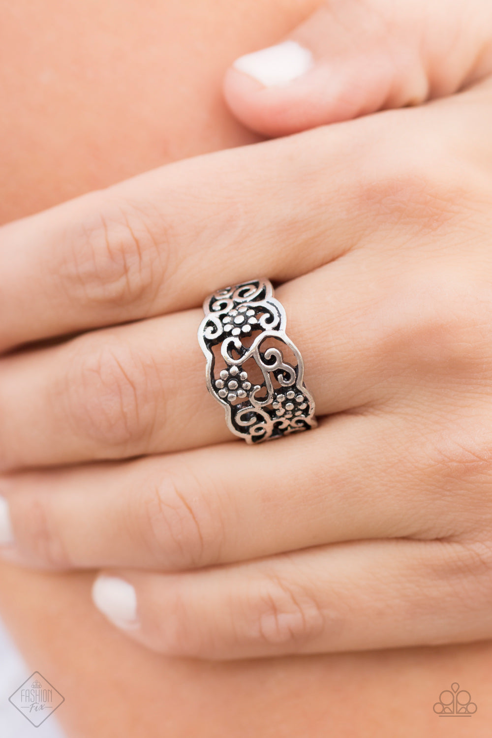 Paparazzi ♥ Wild About Wildflowers - Silver ♥ Ring