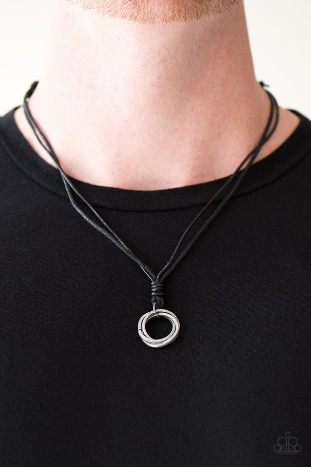 Paparazzi ♥ Mountain Man ♥ Necklace