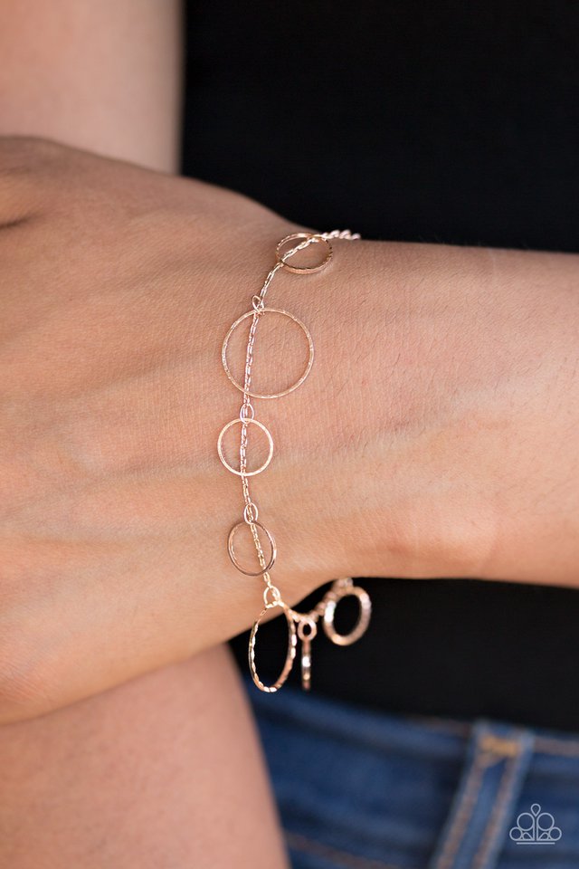 Paparazzi ♥ Street Shimmer - Rose Gold ♥ Bracelet
