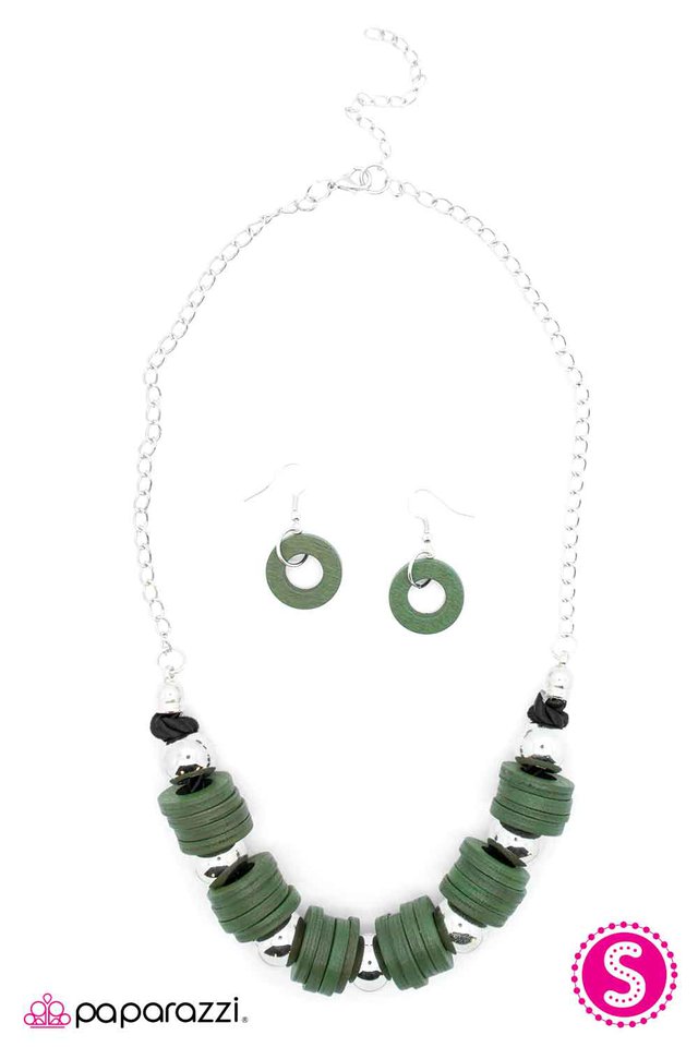 Paparazzi ♥ Organically Cypress - Green ♥ Necklace