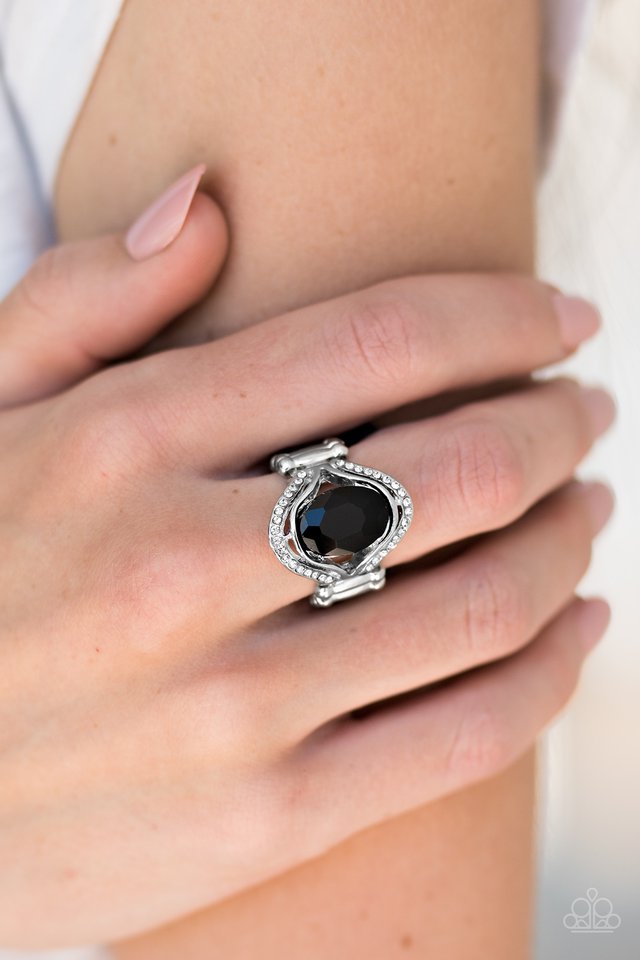 Paparazzi ♥ Big City Dreams 2 - Black ♥ Ring