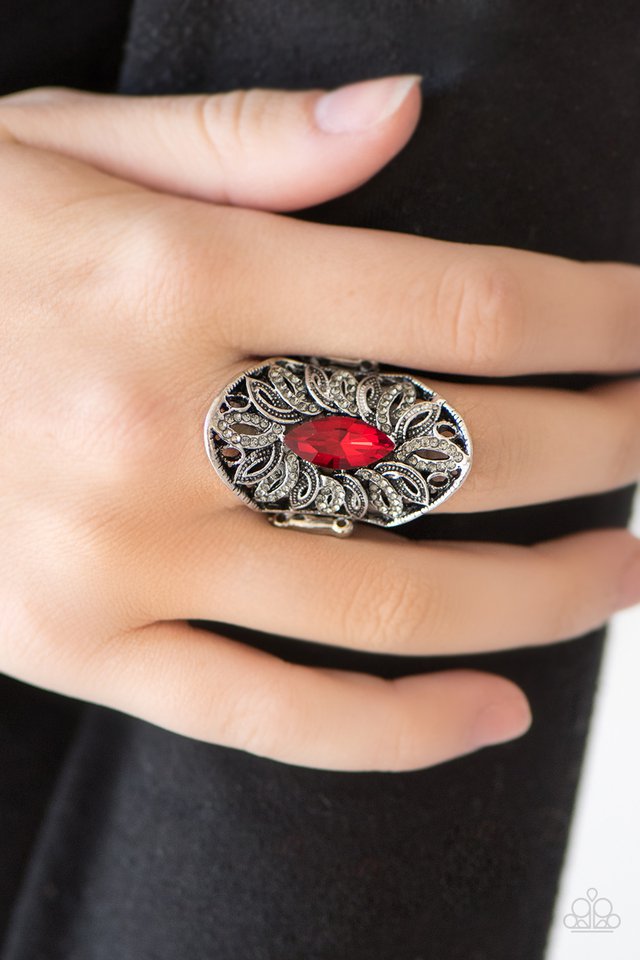 Paparazzi ♥ Royal Essence - Red ♥ Ring
