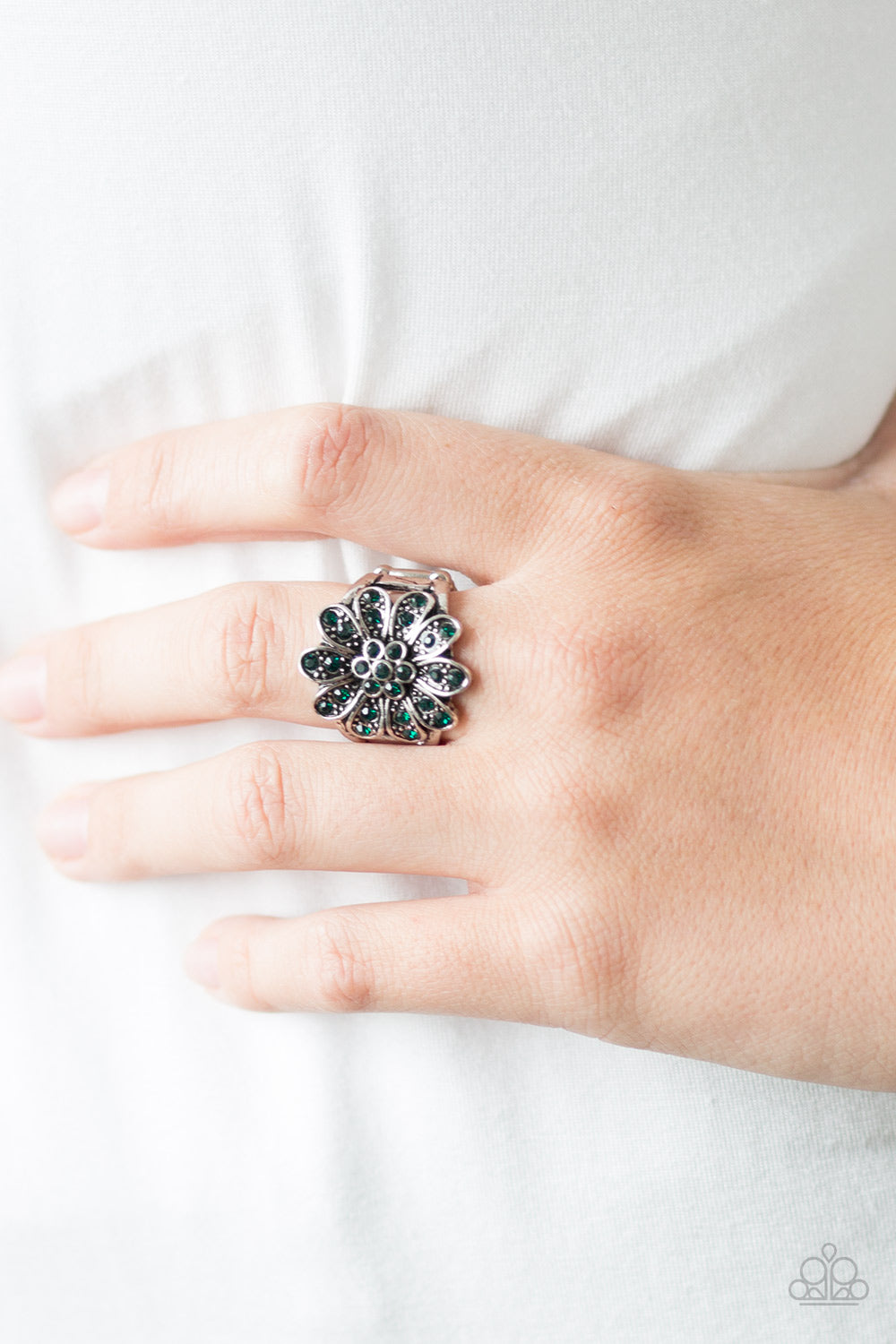 Paparazzi ♥ Peppy Perennial - Green ♥ Ring