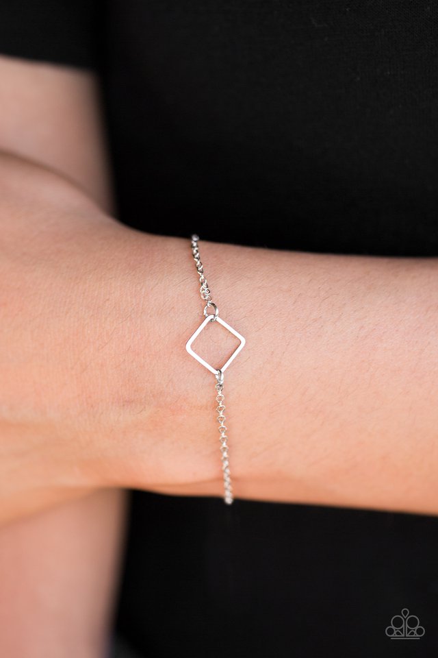 Paparazzi ♥ The SQUARE Minimum - Silver ♥ Bracelet