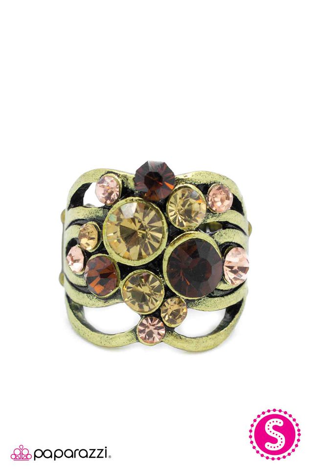 Paparazzi ♥ Just Warming Up - Brass ♥ Ring