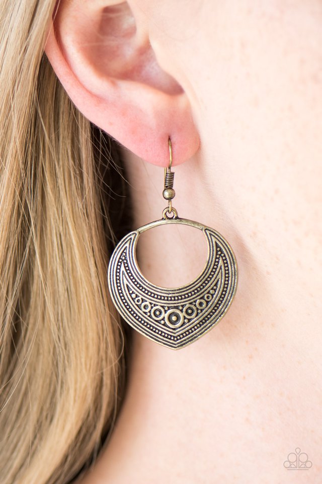 Paparazzi ♥ Mountain Muse - Brass ♥ Earrings