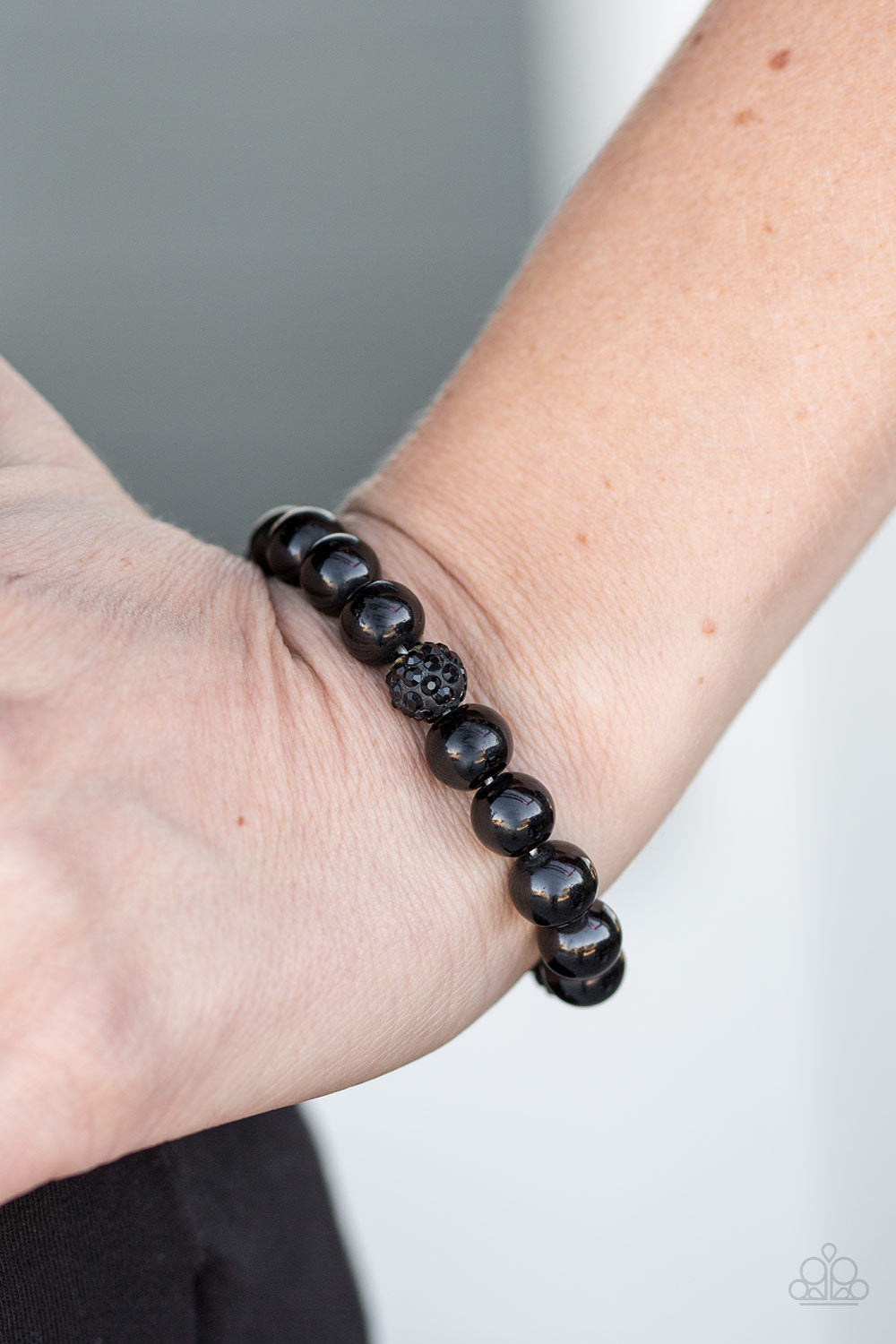 Paparazzi ♥ I GLOW What I Like - Black ♥ Bracelet