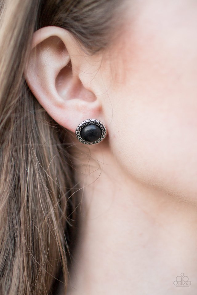 Paparazzi ♥ If The Boot Fits - Black ♥ Post Earrings