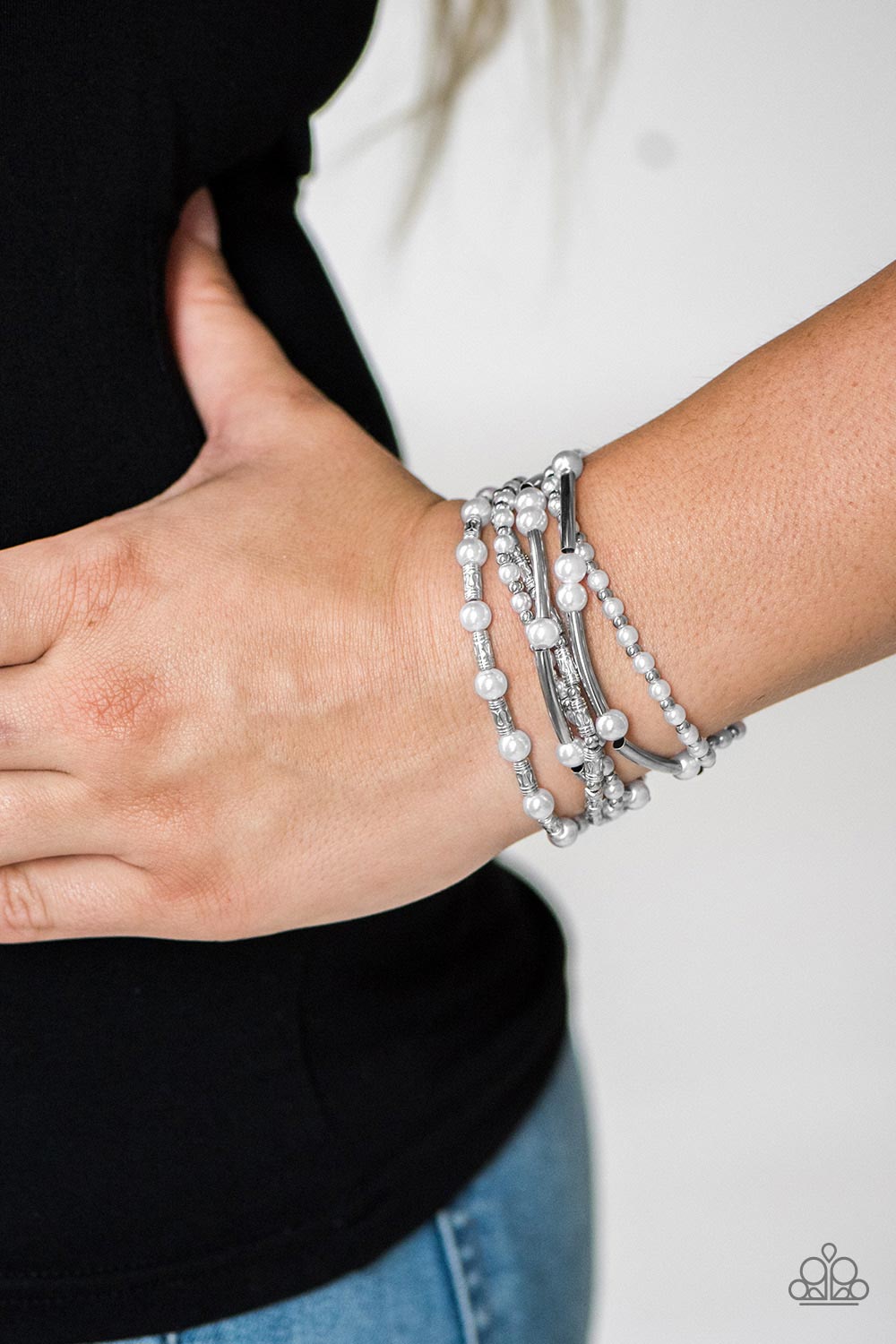 Paparazzi ♥ Downtown Darling - White ♥ Bracelet