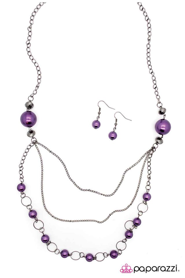 Paparazzi ♥ Keep the Mystery Alive - Purple ♥ Necklace