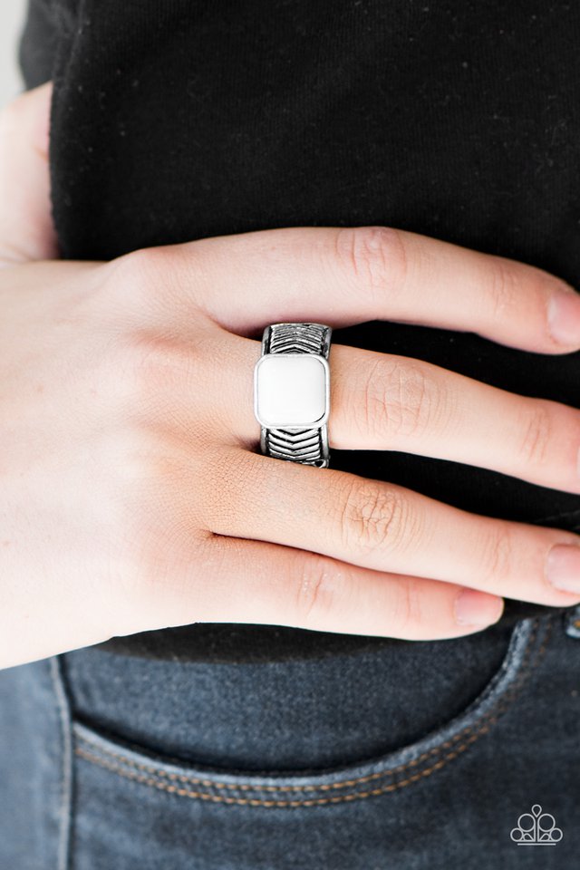 Paparazzi ♥ Tiger Trainer - White ♥ Ring