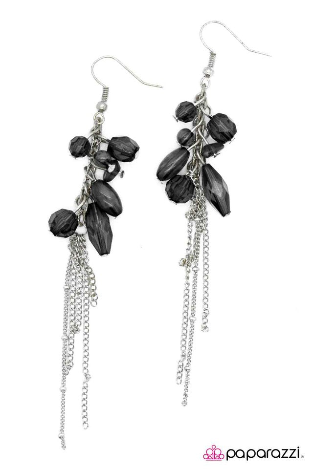 Paparazzi ♥ Save the Last Dance - Black ♥ Earrings
