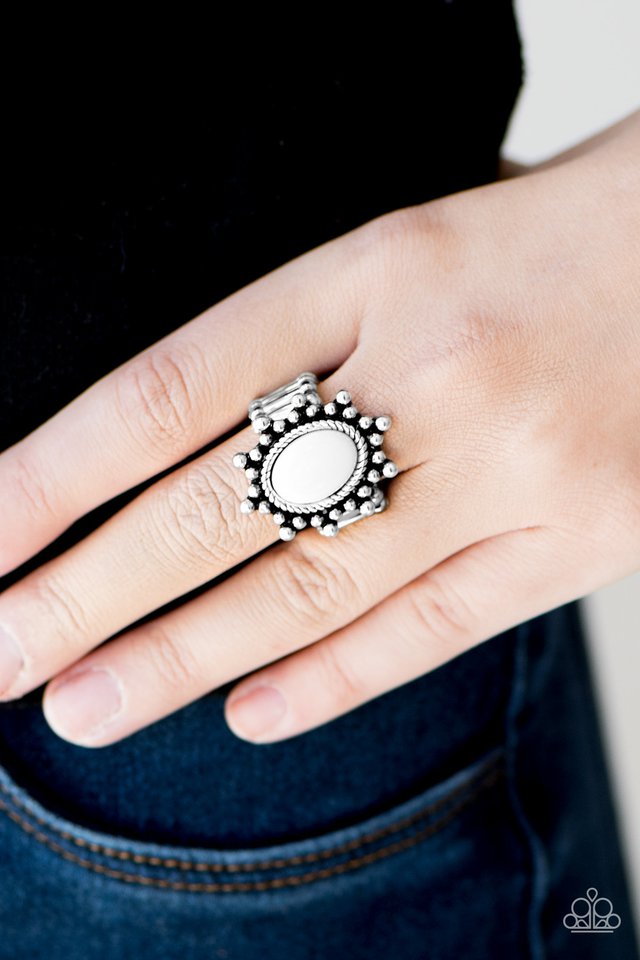 Paparazzi ♥ Seasonal Sunshine - White ♥ Ring