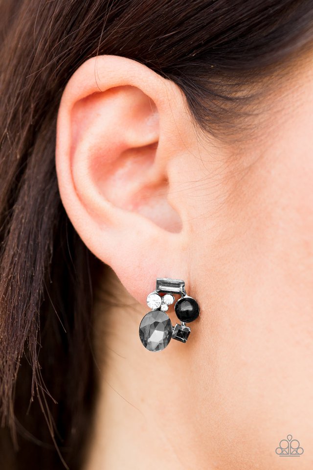 Paparazzi ♥ Let Me GLOW! - Black Post ♥ Post Earrings