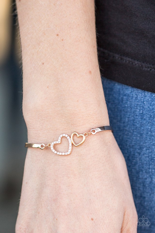 Paparazzi ♥ The Show LUST Go On! - Gold ♥ Bracelet