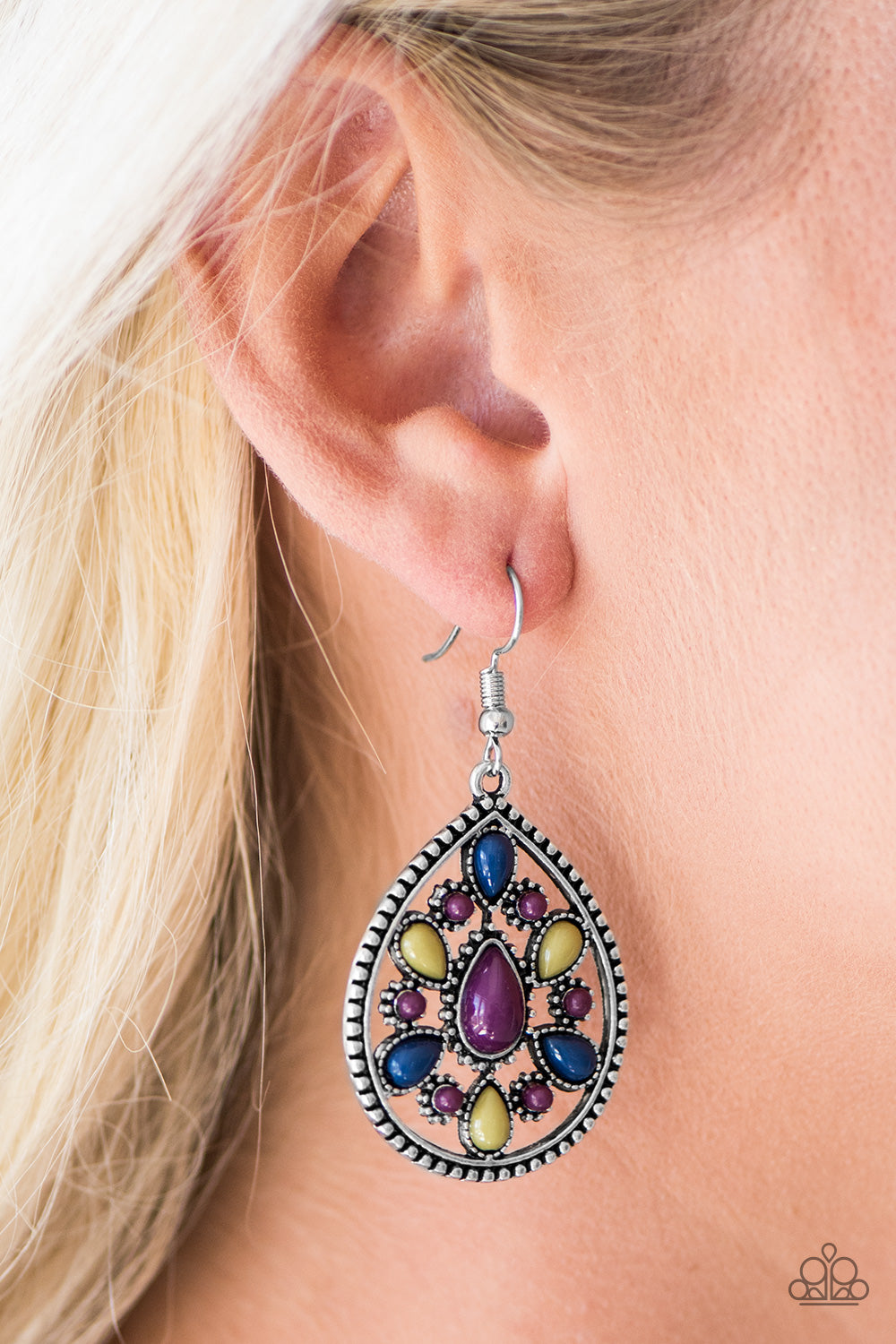 Paparazzi ♥ Pretty Princess - Multi ♥ Earrings