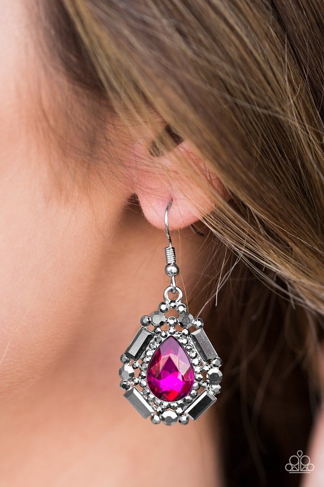 Paparazzi ♥ Movie Star Marvel - Pink ♥ Earrings