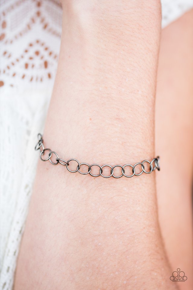 Paparazzi ♥ No Small Feat - Black ♥ Bracelet